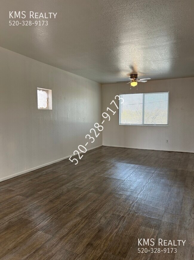 Building Photo - 2 Bed / 1 bath - OWNER / AGENT