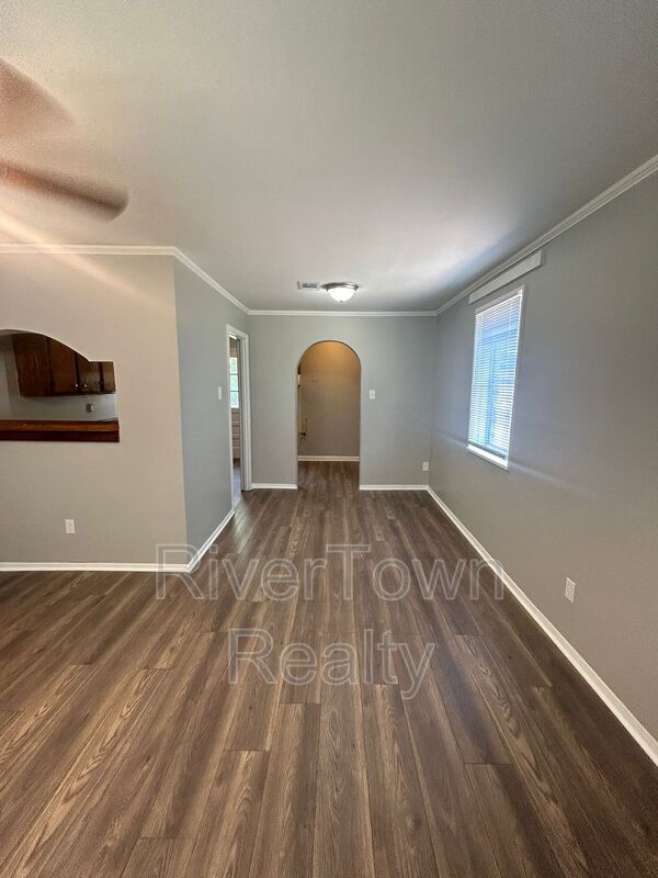 Building Photo - 2794 W Redbud Cir