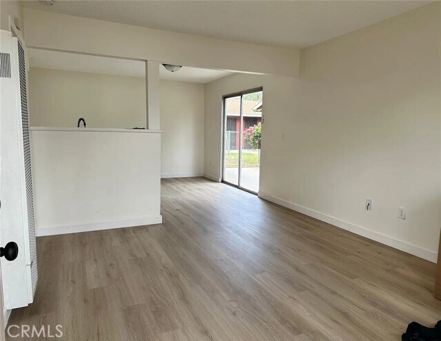 Foto del edificio - 558 S Benjamin St