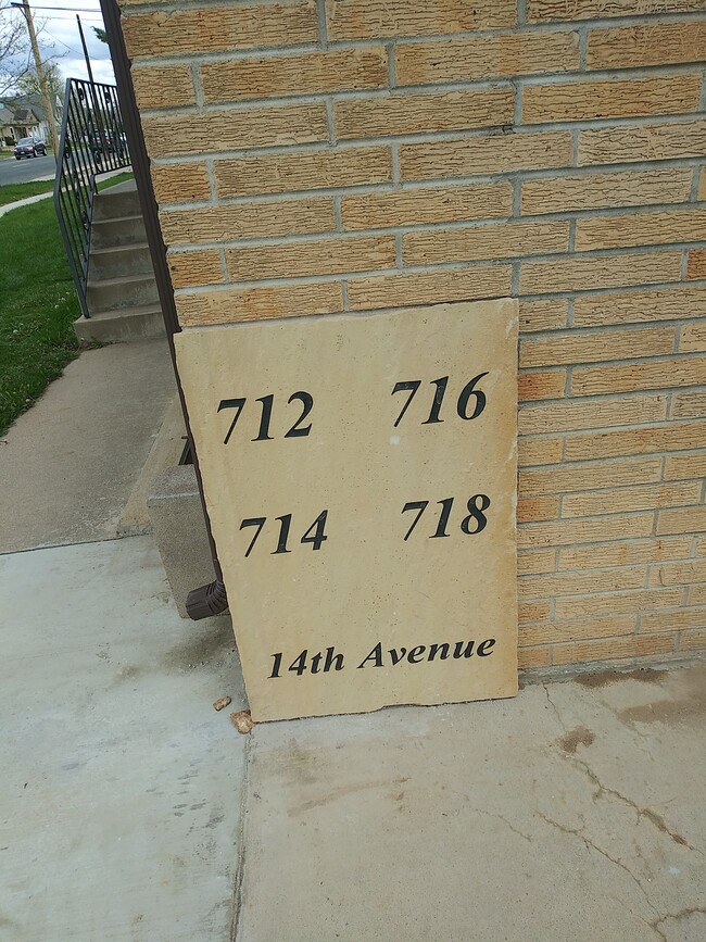 Foto del edificio - 714 14th Ave