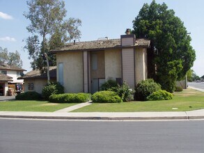 Building Photo - 4701 Country Pl Ln
