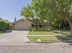 Primary Photo - 1125 E Quincy Ave