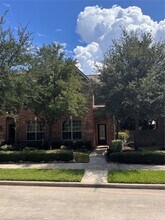 Building Photo - 137 E Montfair Blvd