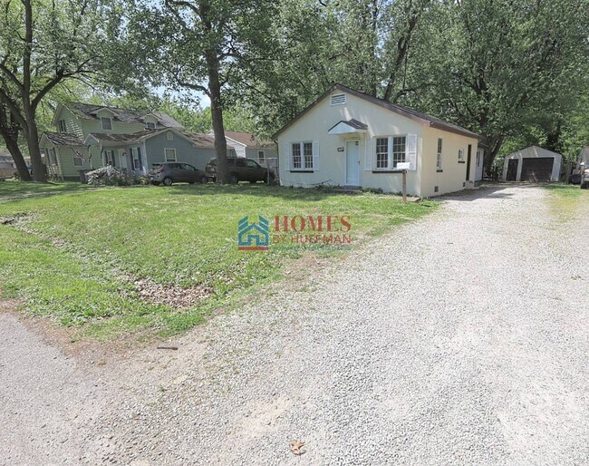 Foto del edificio - Three bedroom House | Two Bathroom