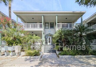 Building Photo - 2743 Vernon Terrace