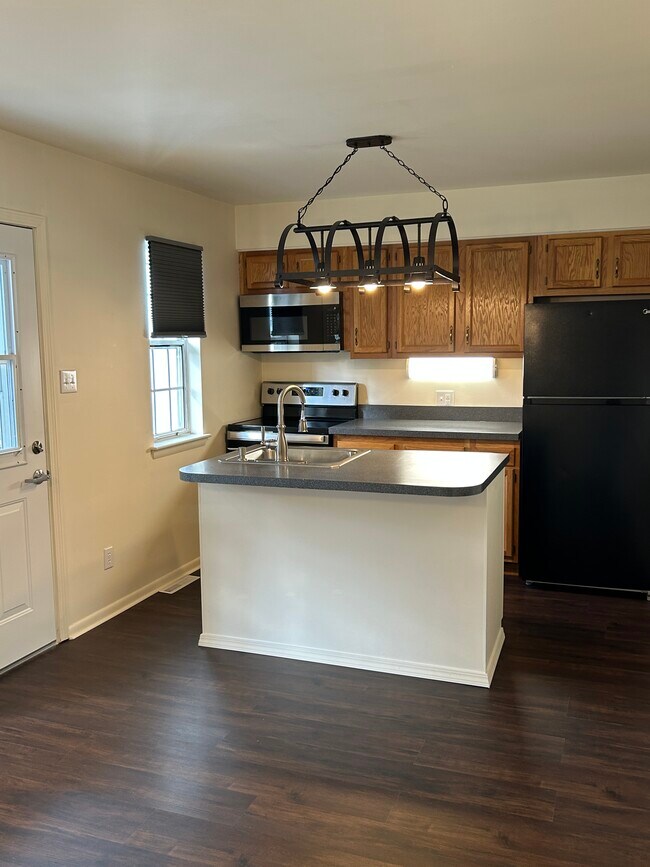 Foto del edificio - 4 Village Pointe Ln