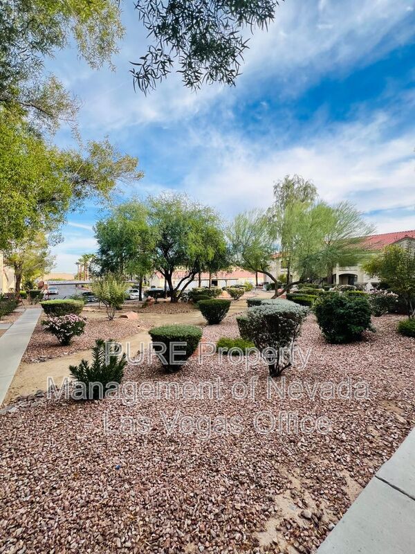 Foto del edificio - 7885 W Flamingo Rd