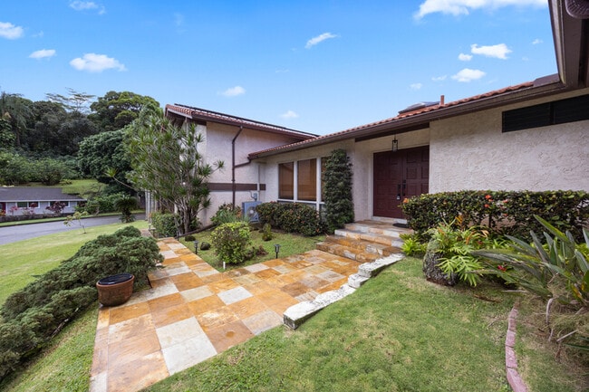 Building Photo - 1219 Kelewina St