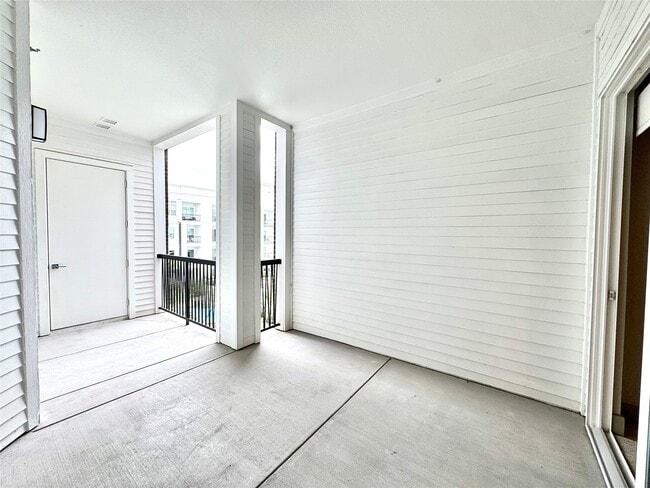 Foto del edificio - 401 W 25th St