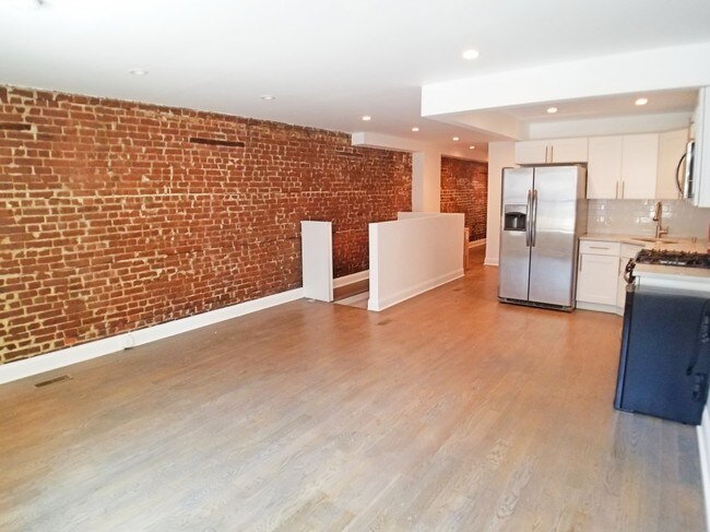 Foto del edificio - 849 Greene Ave