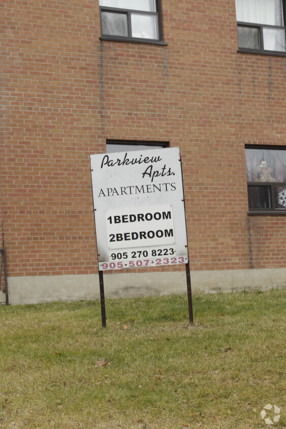 Photo du bâtiment - Parkview Apartments