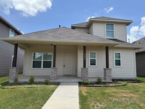 Building Photo - 228 Bent Creek Dr