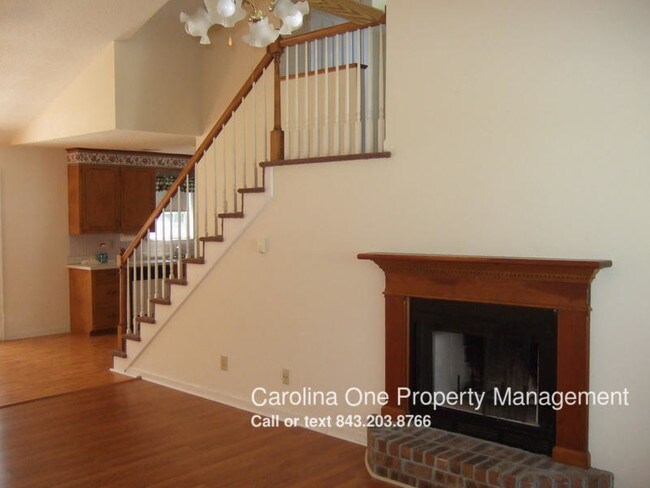 Building Photo - 203 Amberjack Way