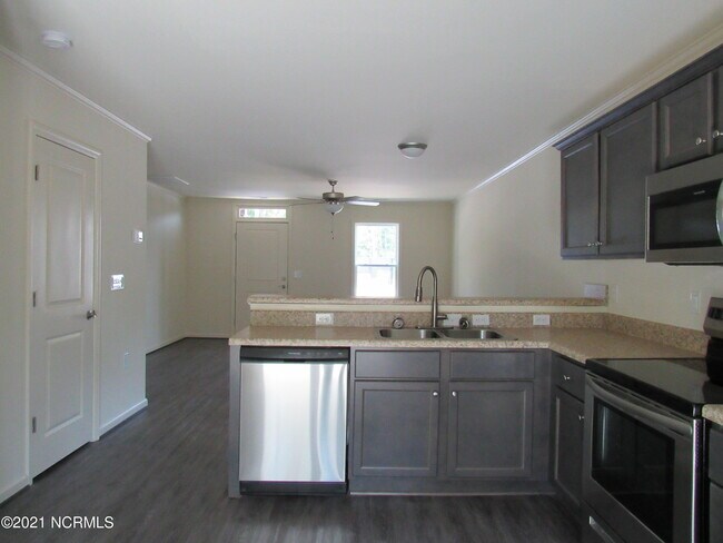 Building Photo - 519 Pate Dr