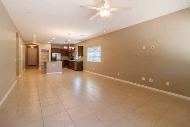 Building Photo - Ironwood Crossing 3 Bed/2 Bath with Sparkl...