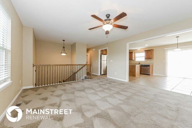 Building Photo - 202 Golfview Dr