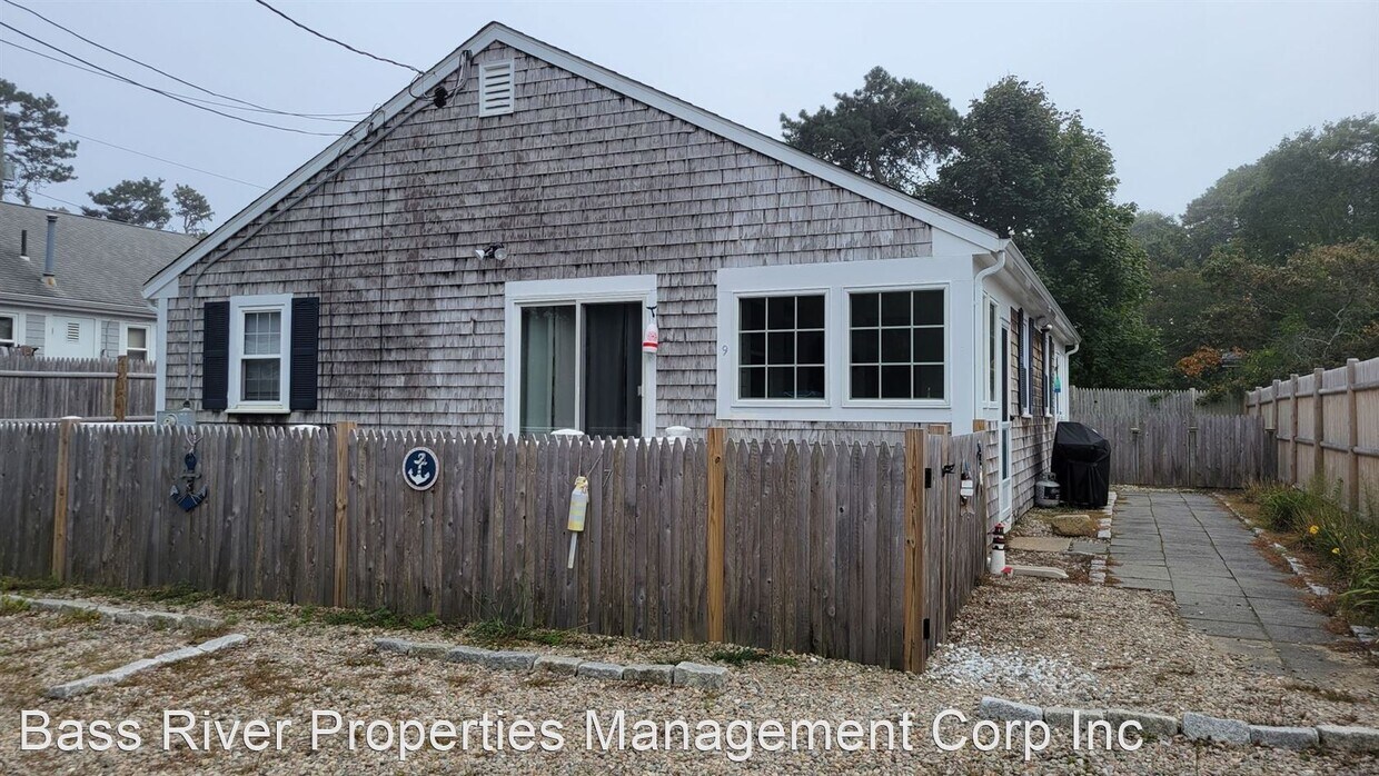 Primary Photo - 2 br, 1 bath House - 9 Arlington Road (AKA...