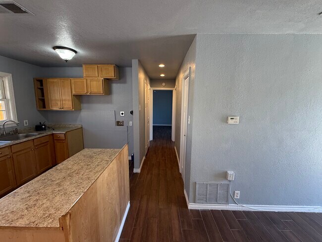 Foto del edificio - 3911 Orlando Ct