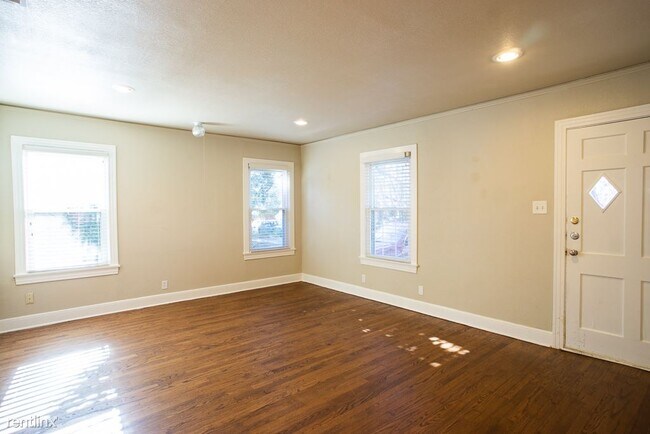 Foto del edificio - 2 br, 2 bath House - 3807 Avenue H # A