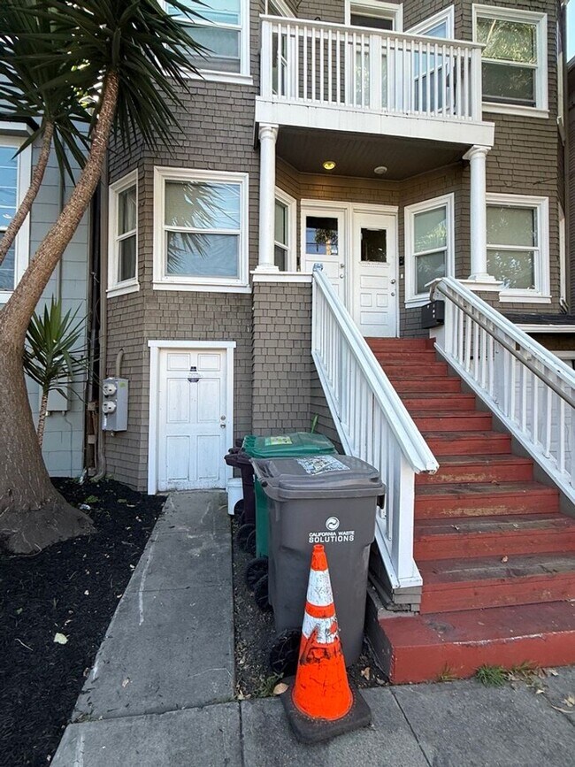 Foto del edificio - 2533-2535 Filbert Street