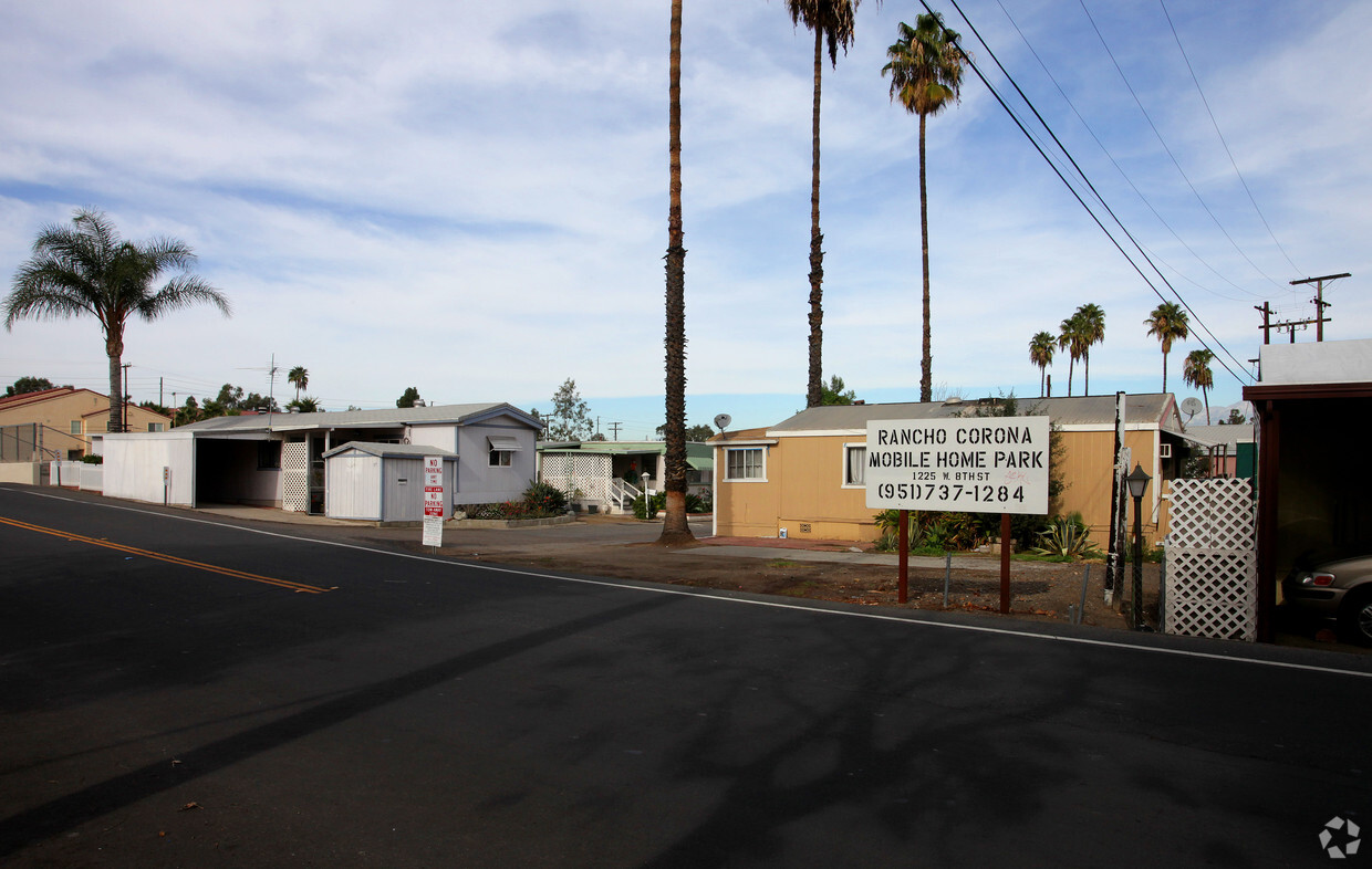 Foto del edificio - Rancho Corona Mobilehome Park