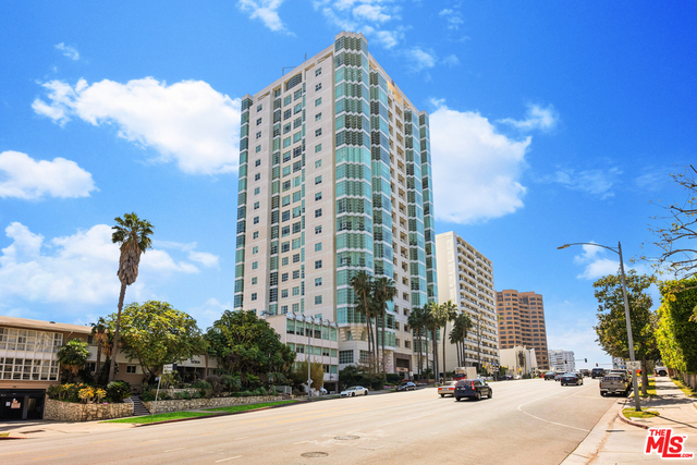 Building Photo - 10380 Wilshire Blvd