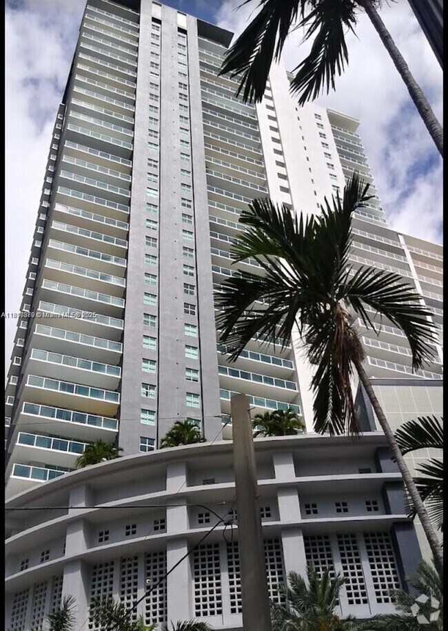 Building Photo - 1250 S Miami Ave