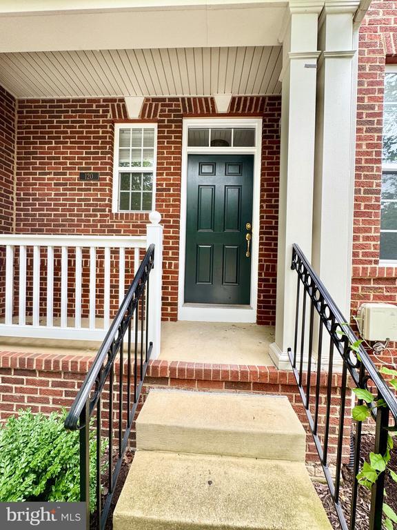 Foto del edificio - 120 Tall Grass Ln