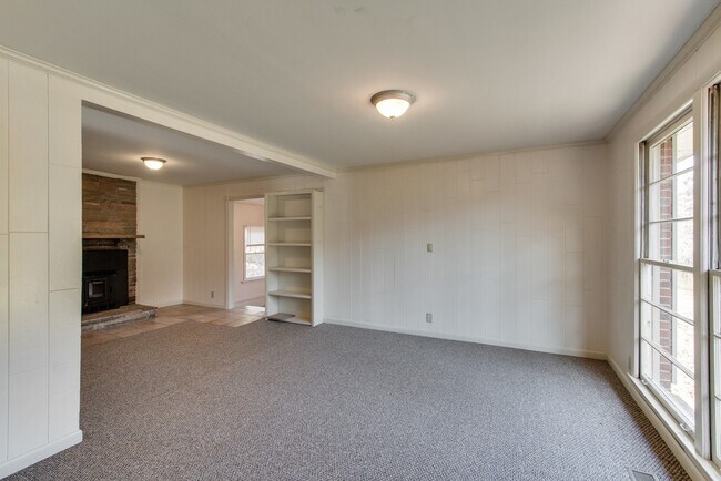Building Photo - 1006 Indian Springs Rd