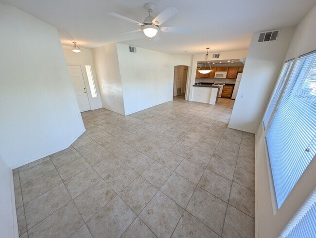 Foto del edificio - 820 Titan Peak Pl