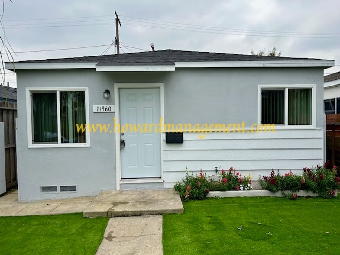 Foto principal - Beautiful 2 Bedroom Culver City Home With ...