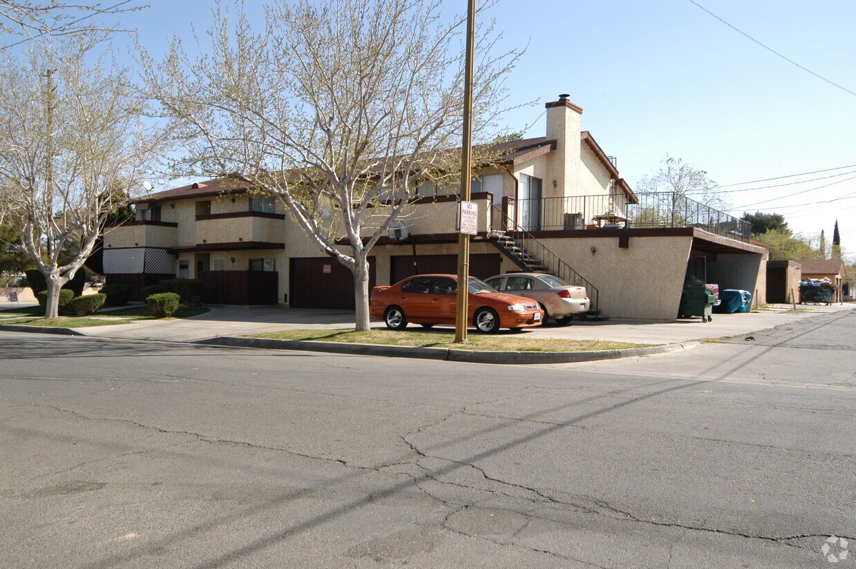 Building Photo - 44758 Stanridge Ave