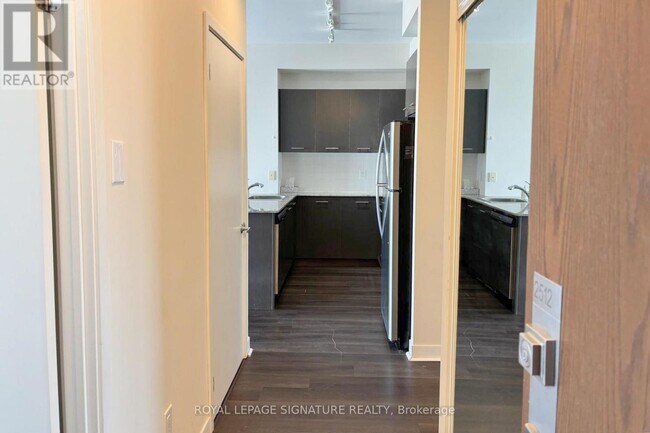 Building Photo - 360 Square One Dr