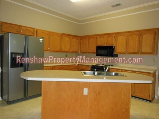Foto del edificio - 1223 Sugar Ln