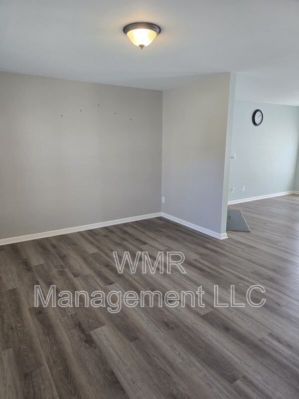 Foto del edificio - 1415 Cold Creek Pl