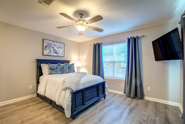 Foto del edificio - 8606 Columbia Dr