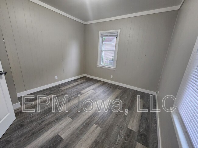 Building Photo - 432 Gable St