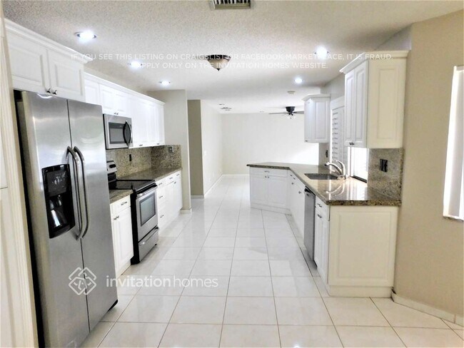 Foto del edificio - 9080 NW 13th St