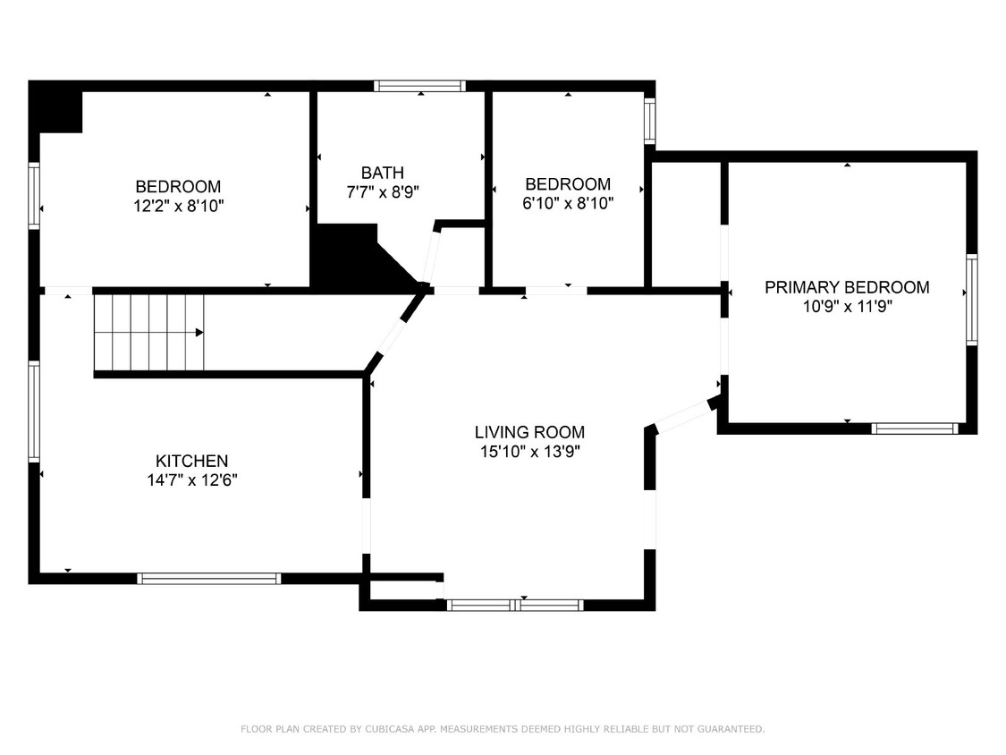 Building Photo - Large 5-Bedroom with 2.5 Baths unit