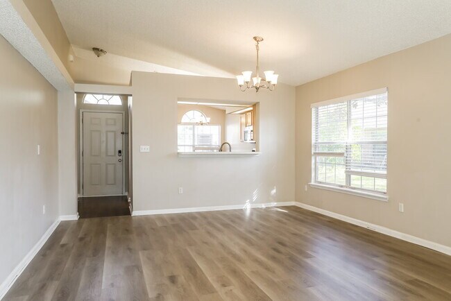 Foto del edificio - 7410 Carriage Side Ct