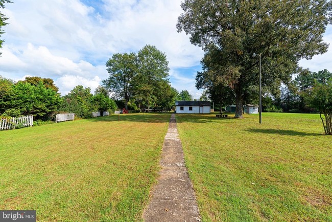 Building Photo - 9201 Jefferson Davis Hwy