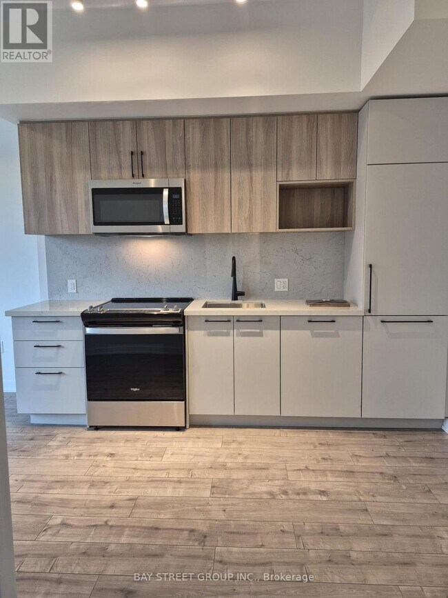 Photo du bâtiment - 500 Plains Rd E