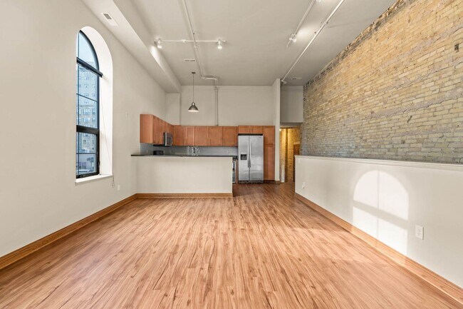 Building Photo - 138 W Pittsburgh Ave
