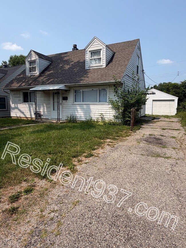 Foto del edificio - 3 bed 1 bath home