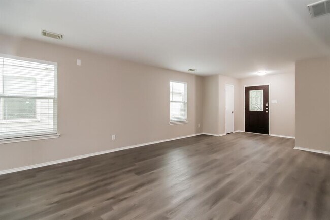 Foto del edificio - 16411 Chandler Ridge Ln