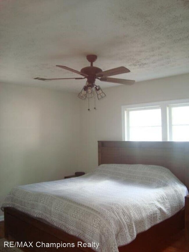 Foto del edificio - 4 br, 2.5 bath House - 3801 Austin Drive