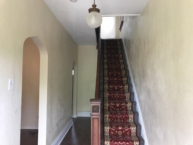 Foto del edificio - 1534 Ridge Ave