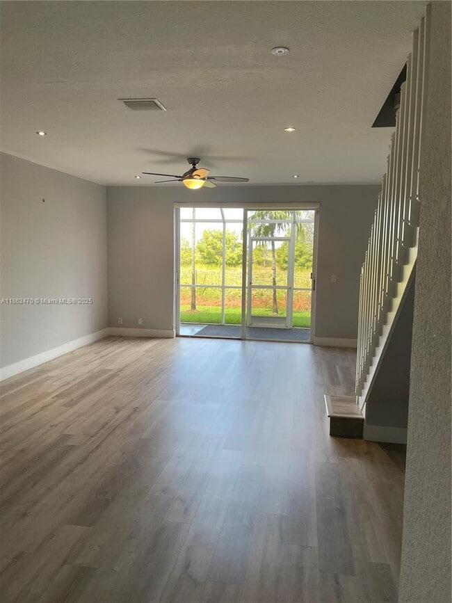 Building Photo - 2469 Cordoba Bend