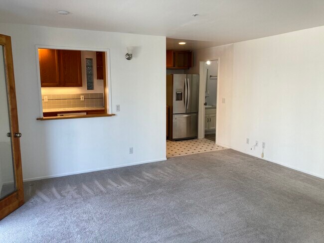 Living Room - 321 17th Pl