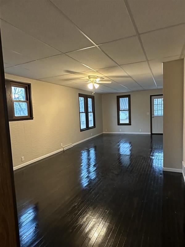 Building Photo - 826 8th St